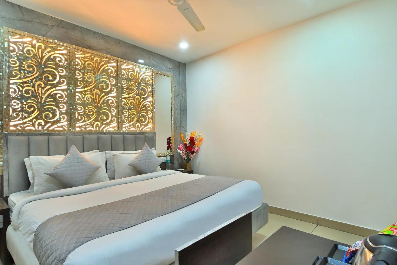 Hotel Bella Vista- New Delhi Buitenkant foto