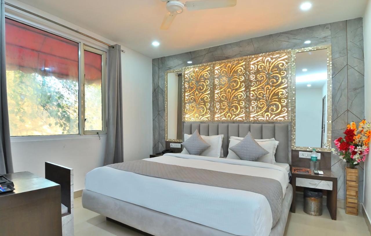 Hotel Bella Vista- New Delhi Buitenkant foto