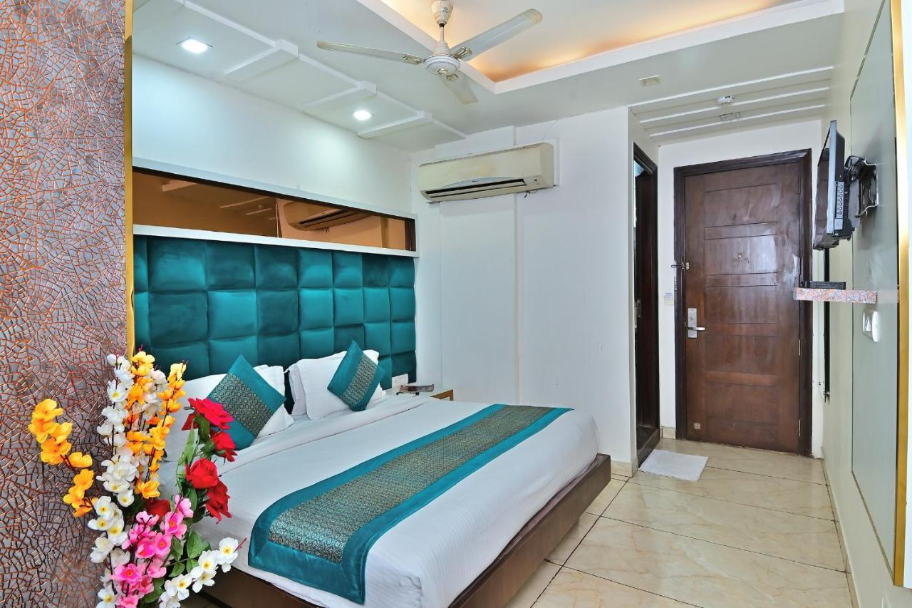 Hotel Bella Vista- New Delhi Buitenkant foto