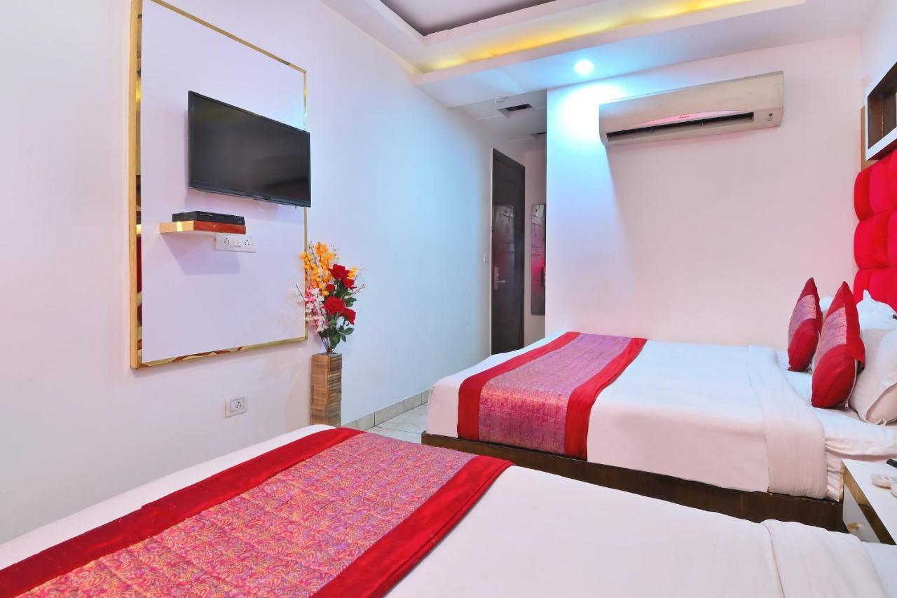 Hotel Bella Vista- New Delhi Buitenkant foto